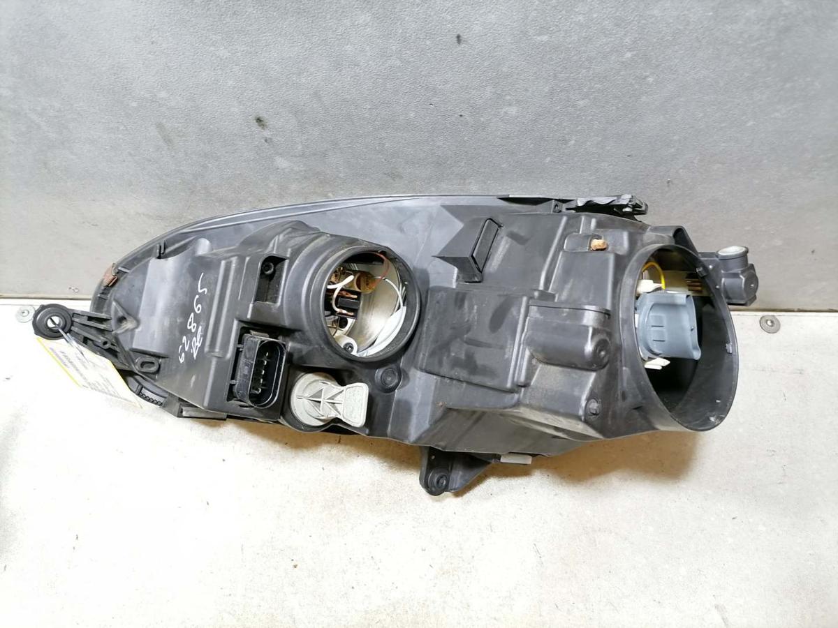 VW Golf 5 original Scheinwerfer vorn rechts Halogen Bj.2004